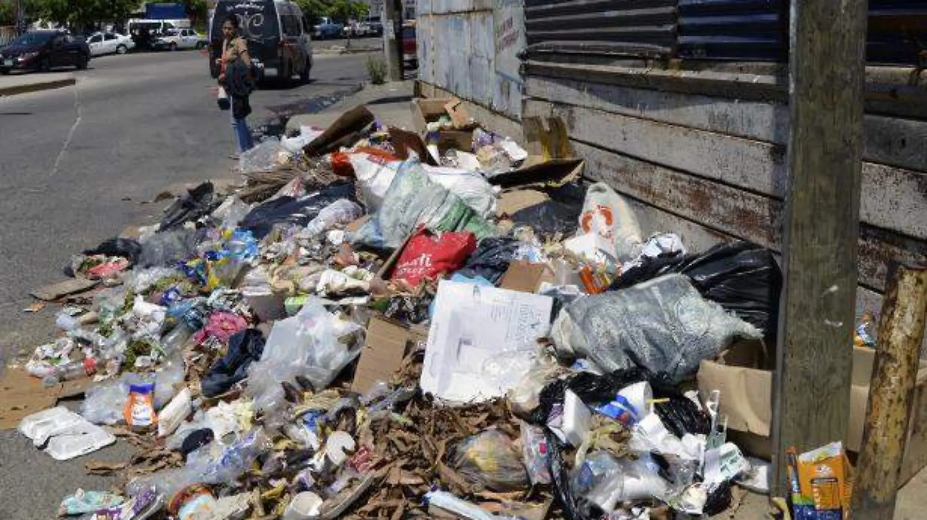 Acapulco - Basura sigue acumulándose en las calles